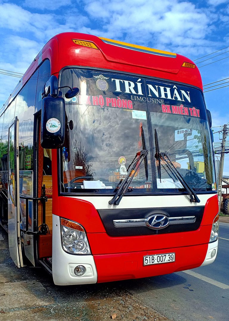 Nhà xe Trí Nhân
