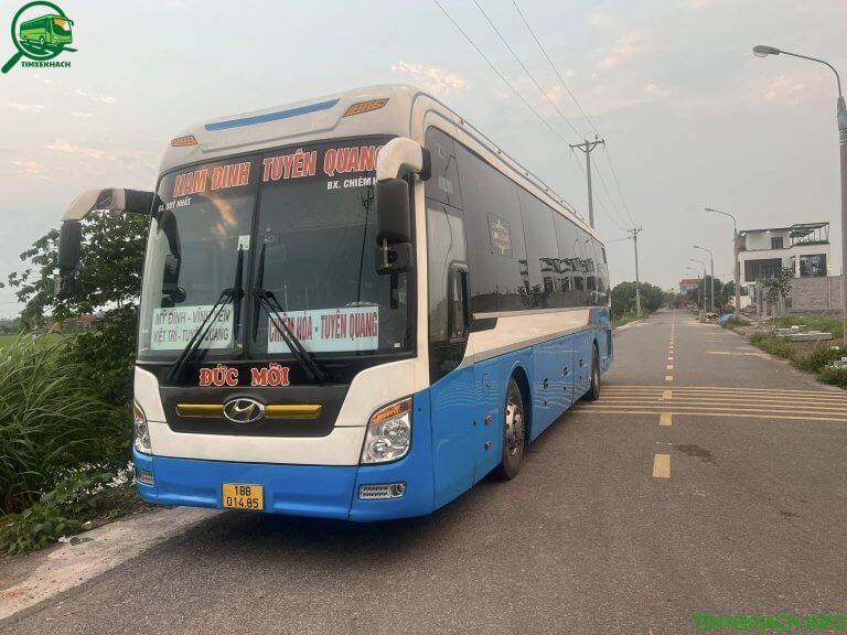 Nhà xe Đức Mỡi