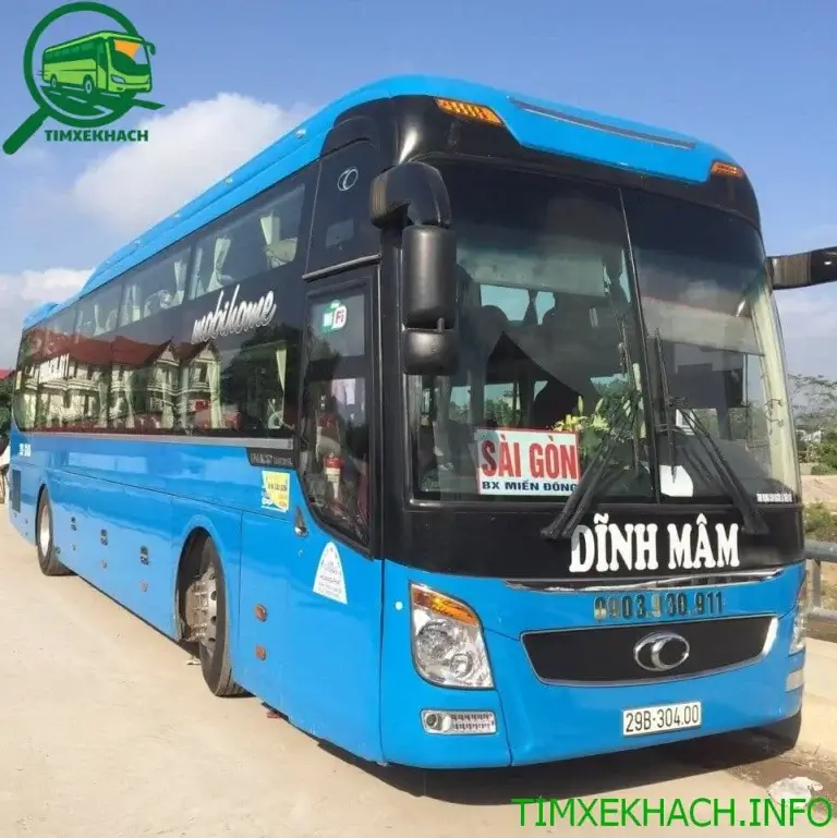 Nhà xe Hoàng Đức