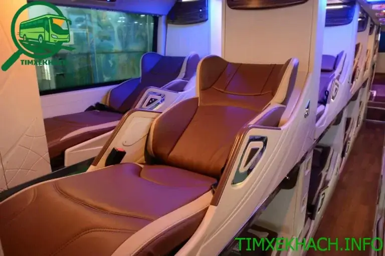 Nhà xe Hữu Hậu