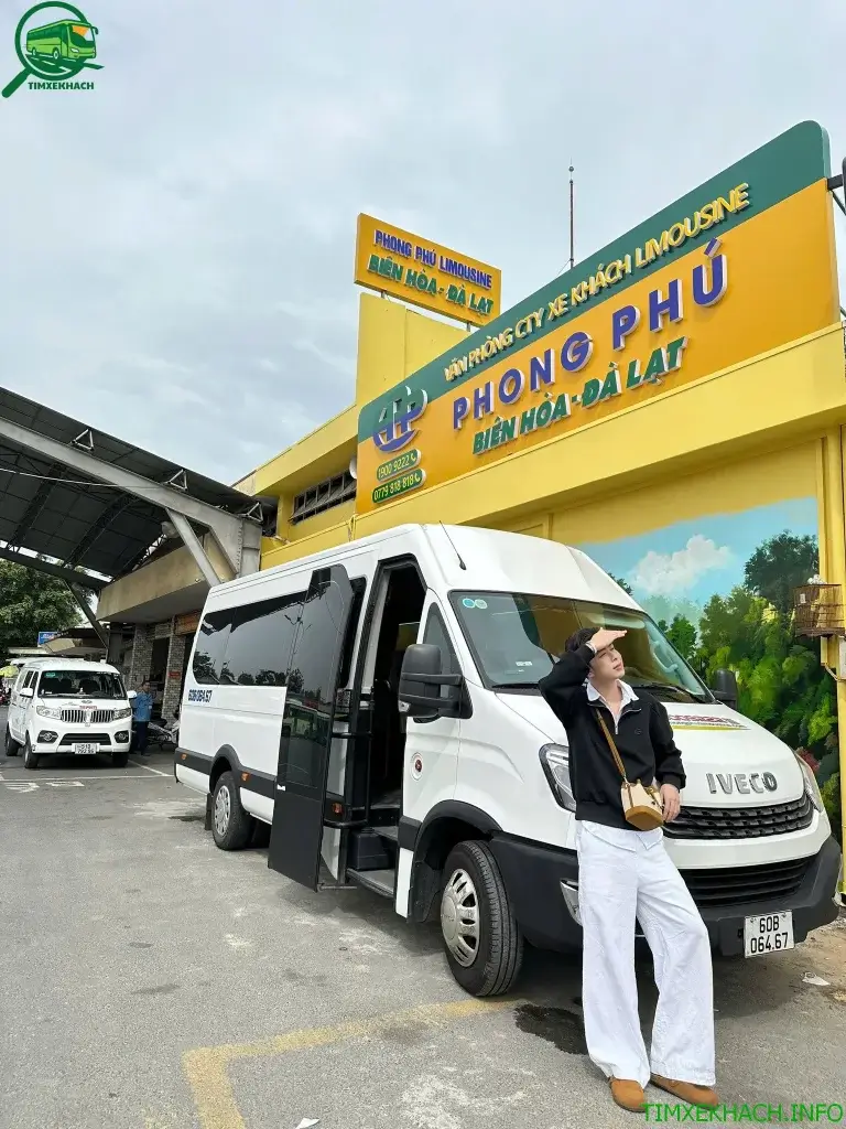 Nhà xe Phong Phú Limousine