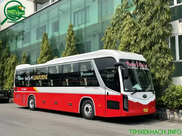 Nhà xe Thuận Ý Gia Lai