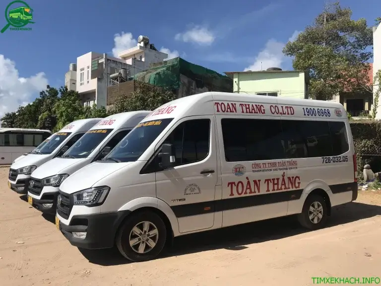 Nhà xe Toàn Thắng