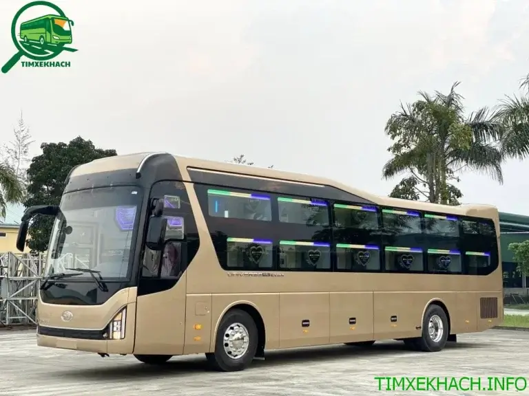Nhà xe Xuân Phúc