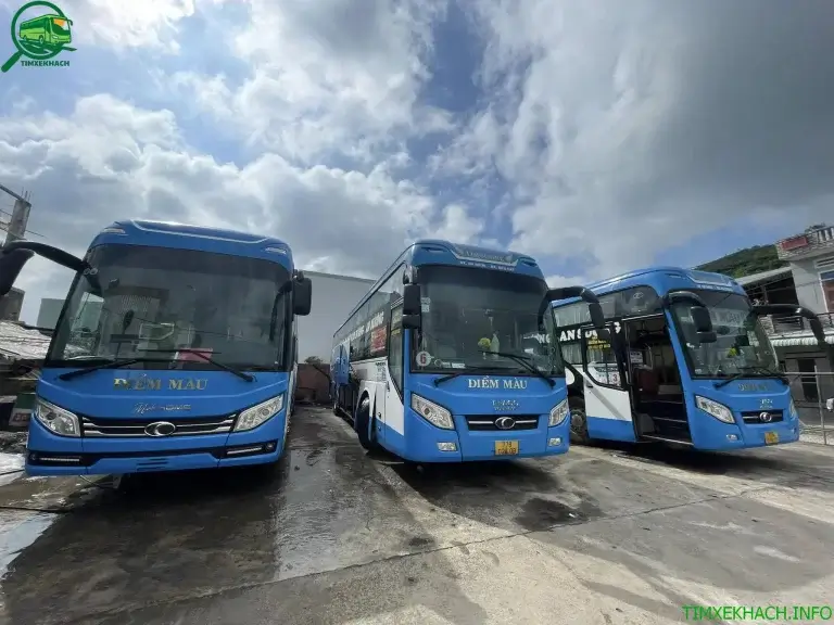 Nhà xe Điểm Màu
