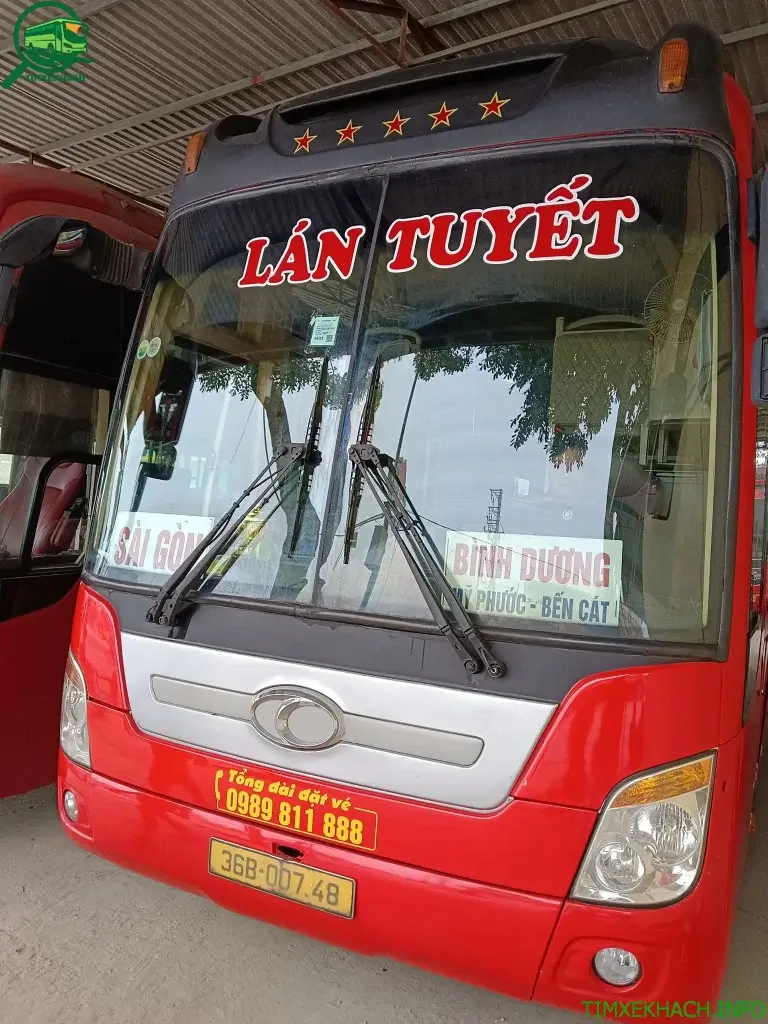 Nhà xe Lán Tuyết