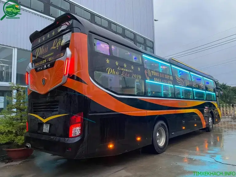 Nhà xe Phú Lộc