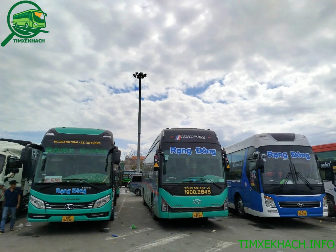 Nhà xe Rạng Đông Buslines