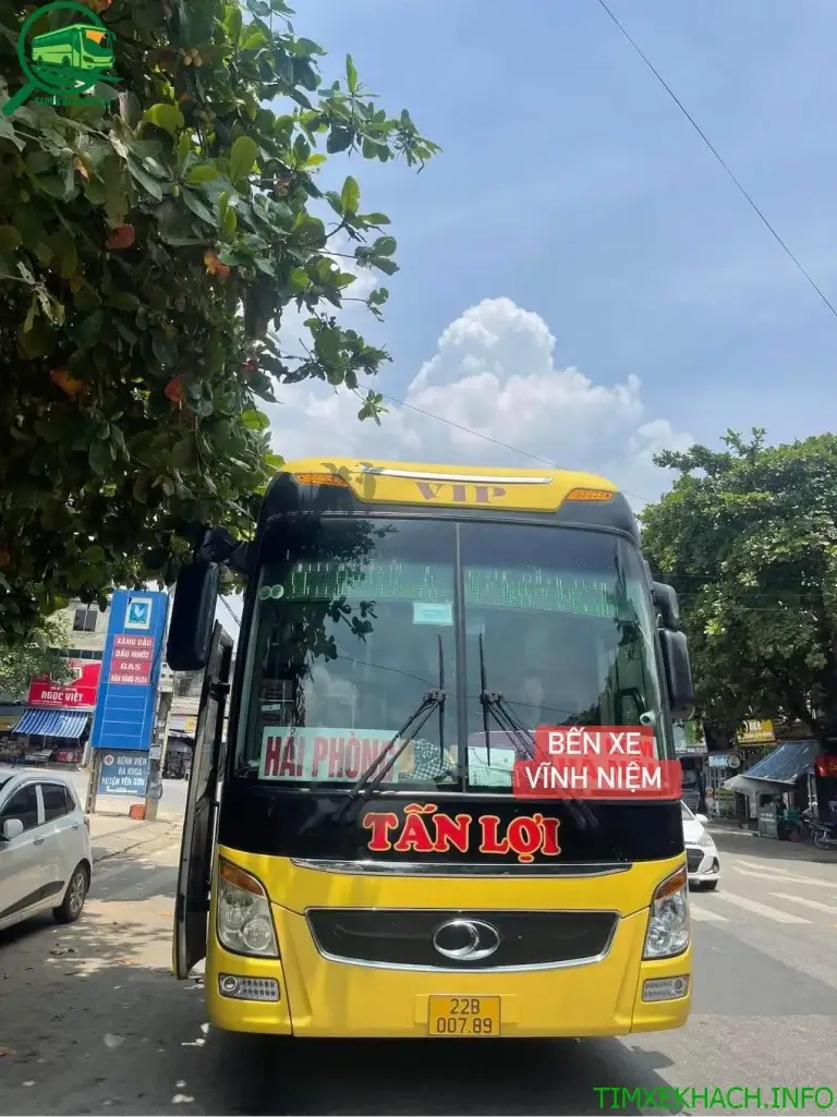 Nhà xe Tấn Lợi